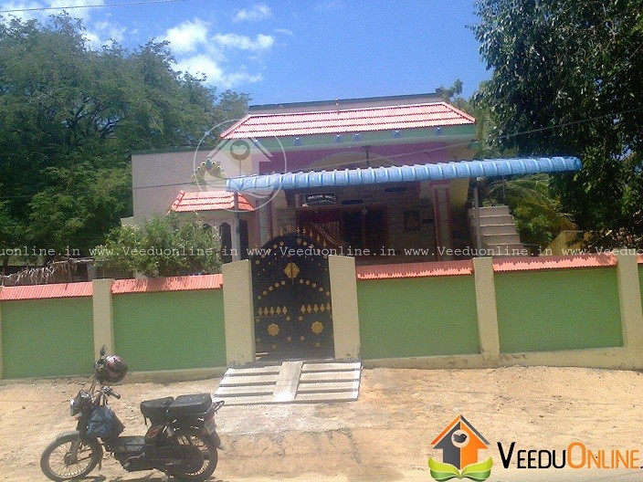 1944 Square Feet 4 BHK Contemporary Renovation Home Design