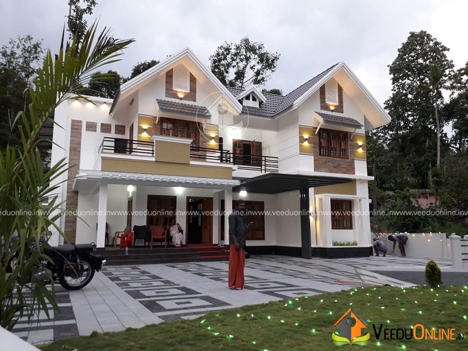 2400 Square Feet Double Floor Contemporary Home Design